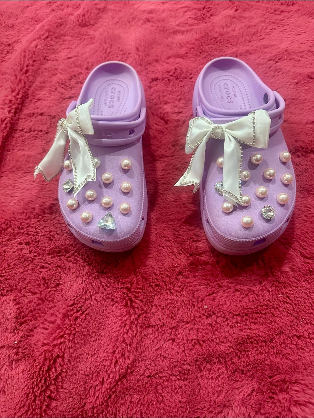 Lilac women’s platform crocs with Pearl & Bow Accents